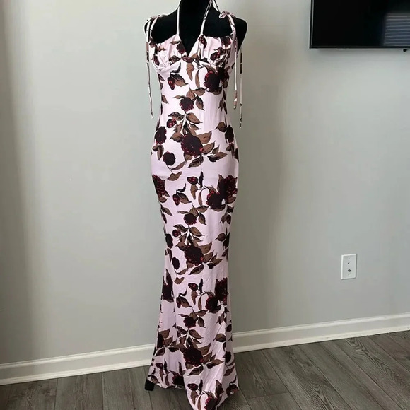 Tie Shoulder Fishtail Hem Floral Print Dress - Picture 5 of 14